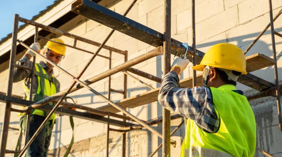 Professional gutter cleaning in Hopewell, PA